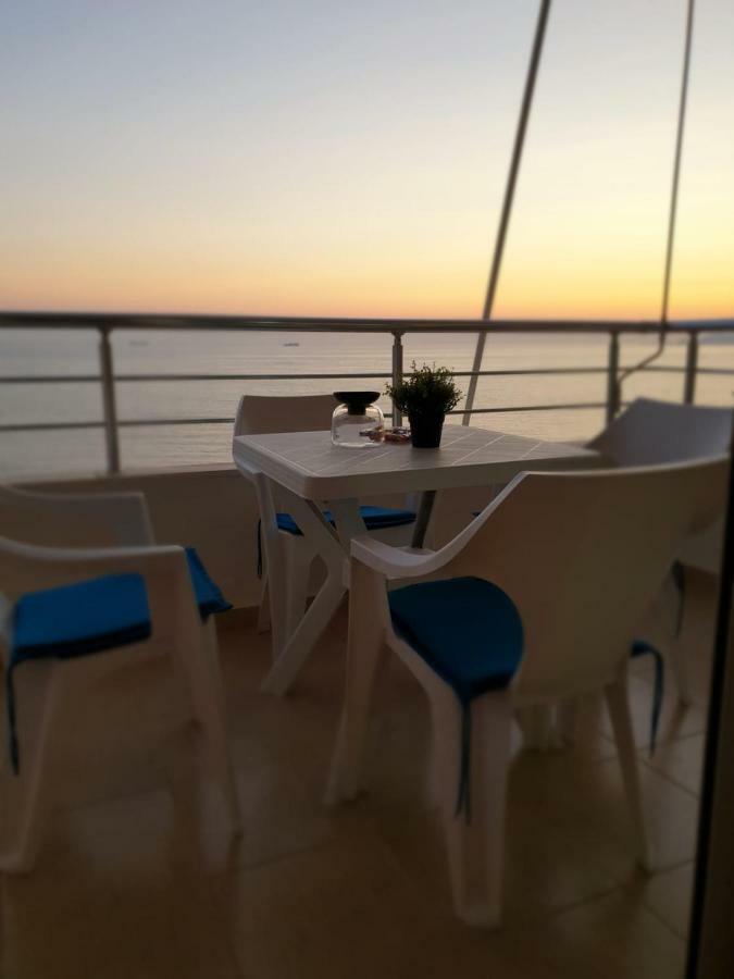 Matin Apartment Sea View Durrës 外观 照片